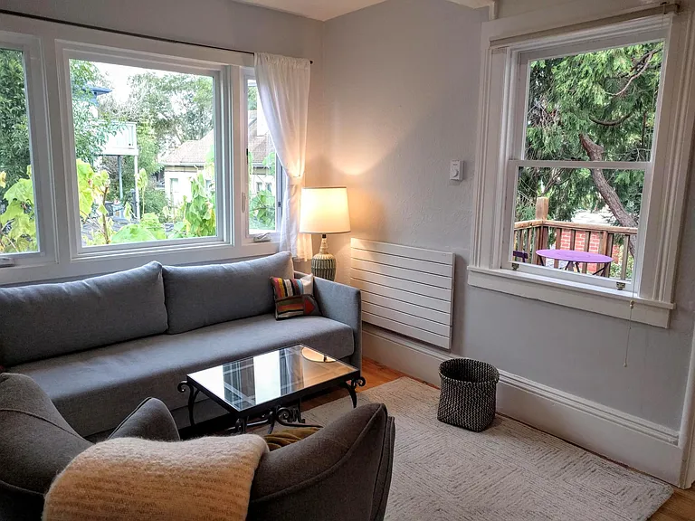 1836 Francisco St #A — Photo 3