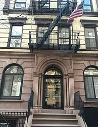 120 East 82nd Street