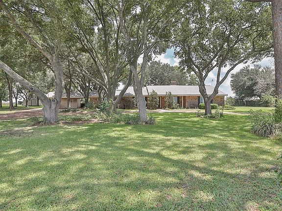 4th image of 444 County Road 214