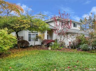 21528 12th Ave W, Lynnwood, WA 98036