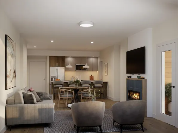 2881 Leigh Rd #212, Langford, BC V9B 4G5