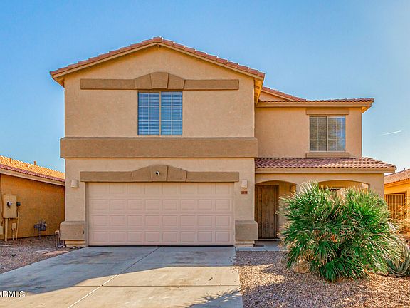 2nd image of 1453 E Avenida Grande