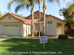 3716 E Elowin Ct, Visalia, CA 93292