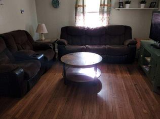 223 E Cowing Dr, Muncie, IN 47303