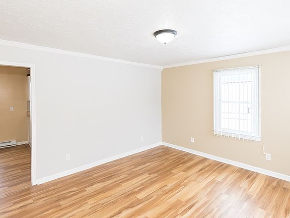 4th image of 505 W Jefferson St