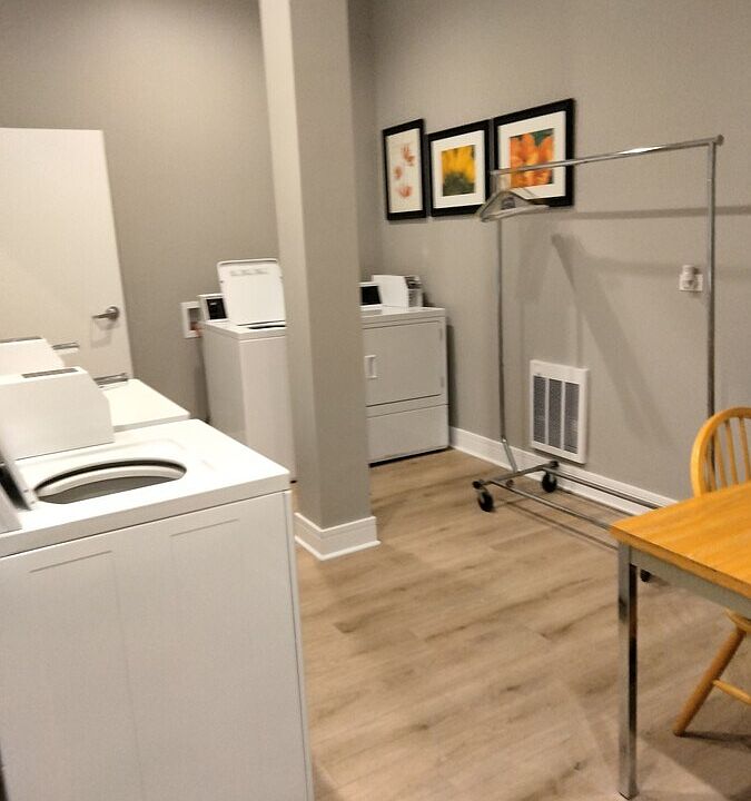 2nd image of 1101 W Granville Ave #203