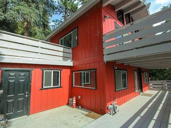 4th image of 791 Chateau Dr