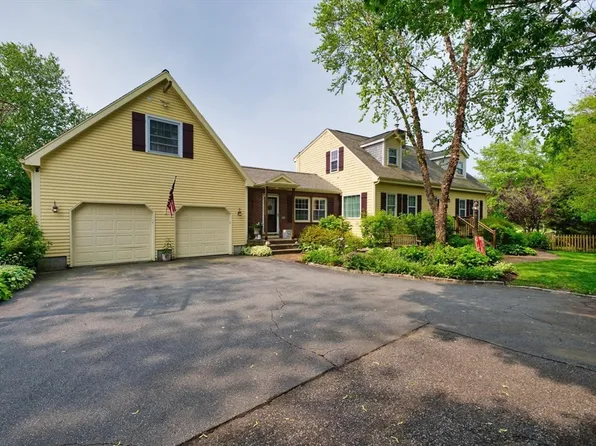 701 Prospect St, Somerset, MA 02726