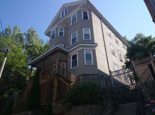 49 Woodlawn St, Jamaica Plain, MA 02130