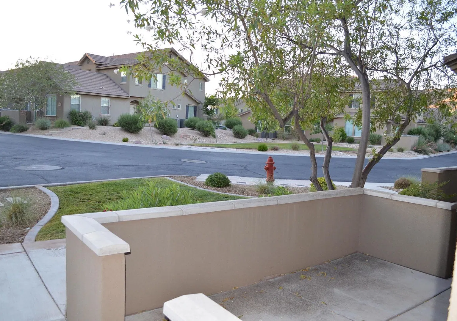 3-Bedroom and 2.5-Bathroom Townhome in the Hidden Valley Casitas with Heated Pool! — Photo 4