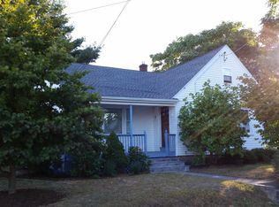 351 Fort St, East Providence, RI 02914