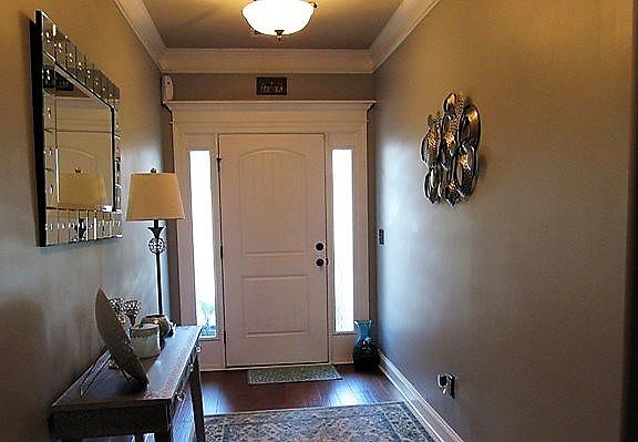 2nd image of 418 Purbeck Ln