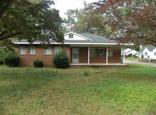 701 W Highland Ave, Kinston, NC 28501