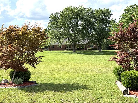 4th image of 3168 Maxey Rd