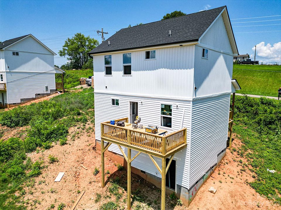 2242 Bear Creek Rd, Leicester, NC 28748 Zillow