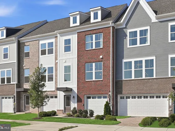 7513 Braun St, Laurel, MD 20707