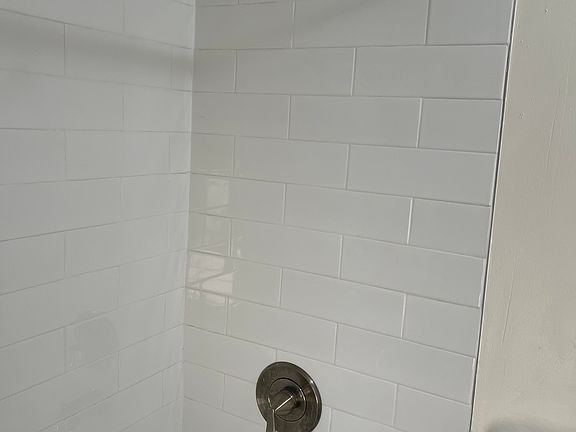 4th image of 5810 Madison Ave #2