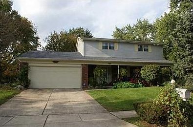 2nd image of 586 Dunoon Dr