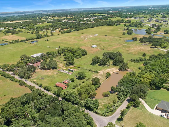 1 Peden Rd, Azle, TX 76020