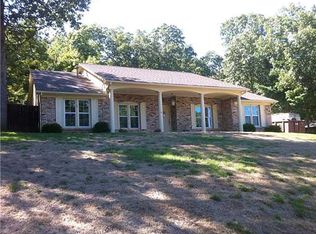 2673 Elizabeth Ave, Fayetteville, AR 72703