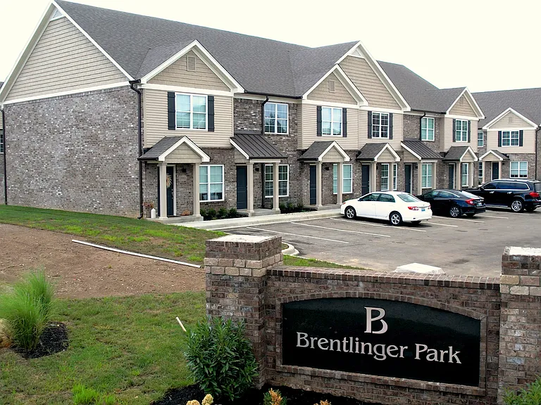 Brentlinger Park — Photo 10
