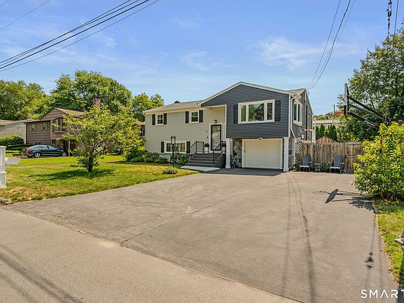 2nd image of 11 Savi Avenue