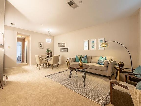 3rd image of 979 La Mesa Ter Unit E