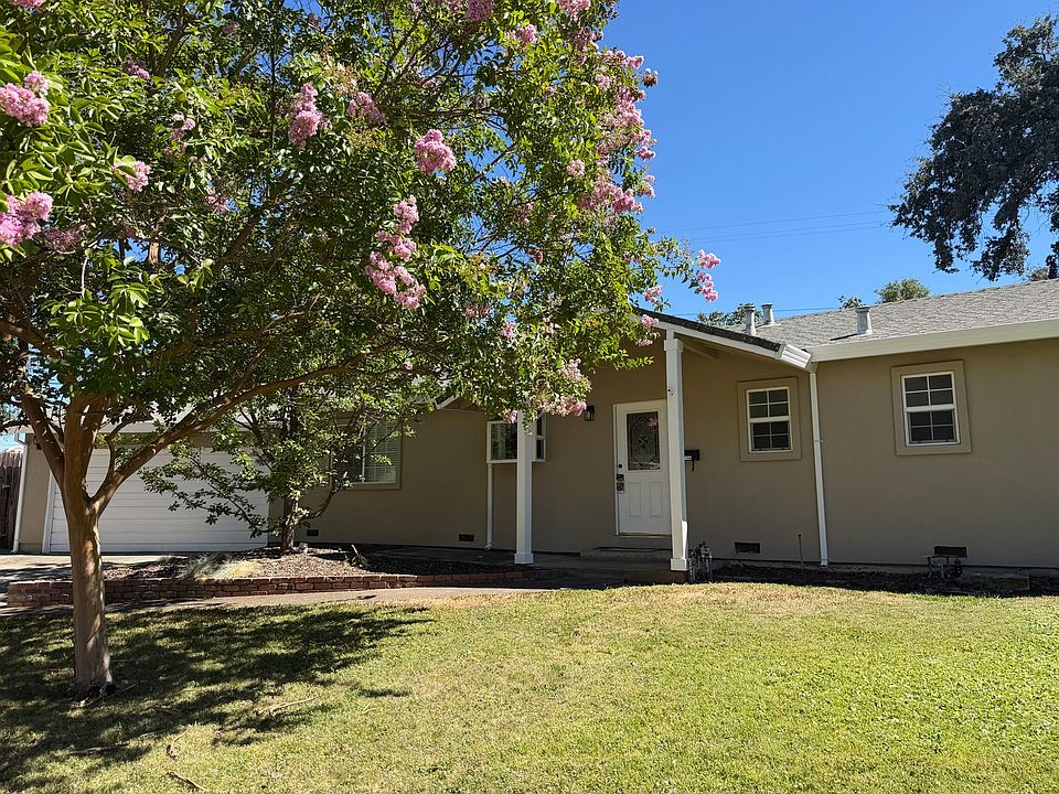 1st image of 8808 Mohawk Way