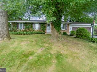 437 Vesta Dr, Dauphin, PA 17018