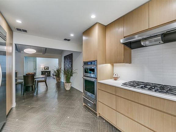 5th image of 5710 Club Hill Cir