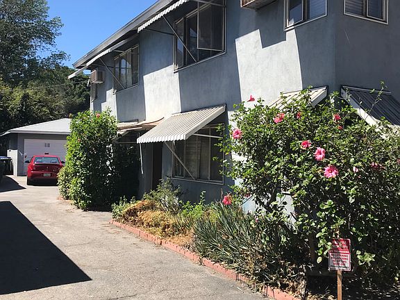 3rd image of 5225 Satsuma Ave APT 4