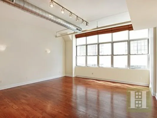 Rented by Halstead Real Estate | media 19