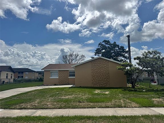 3rd image of 5693 Tulip Ave