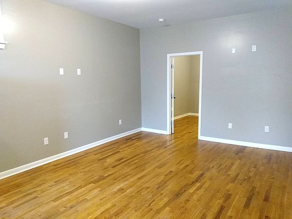 3rd image of 6537 Upper Strasburg Rd #1