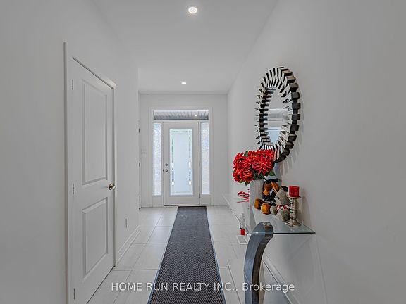 3rd image of 328 Ibanez Walk