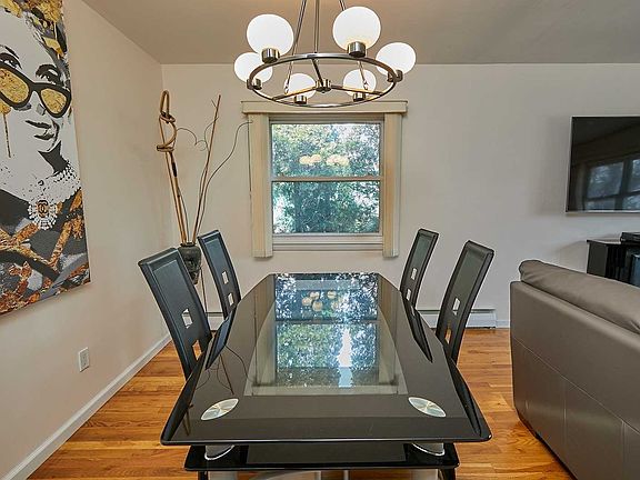 5th image of 2462 8th St