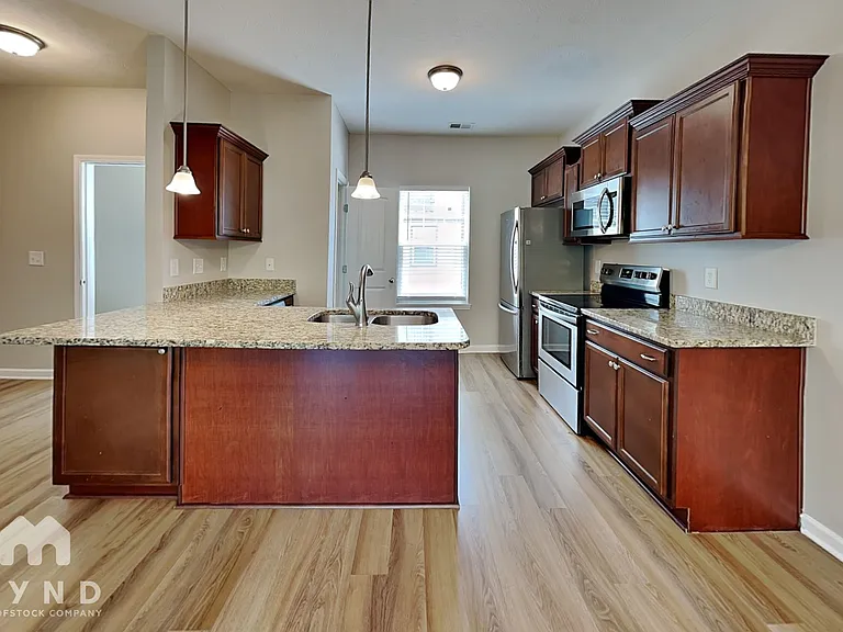 302 Negri Ct #1 — Photo 6
