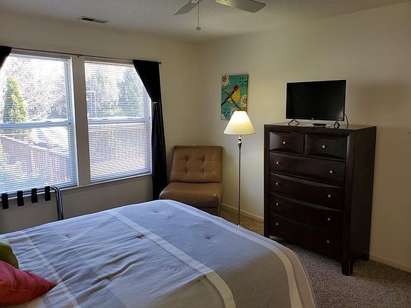 Master Bedroom - Pond View.