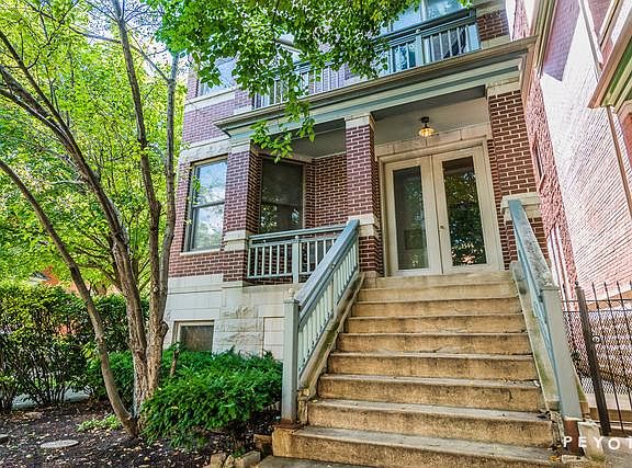 2nd image of 1544 N Hoyne Ave APT 1A
