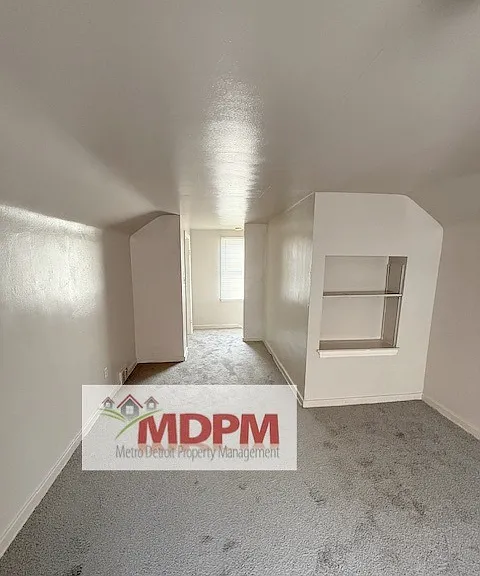 12809 Kilbourne St — Photo 5