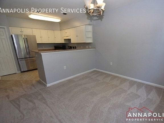 4th image of 315 Eagle Landing Ct #A