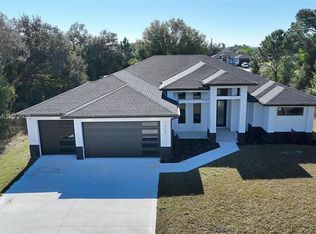 4119 9th St SW, Lehigh Acres, FL 33976