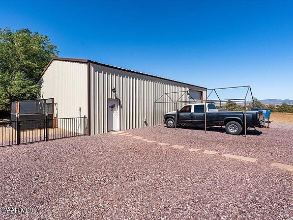 3rd image of 1614 W Road 4 1/2 N