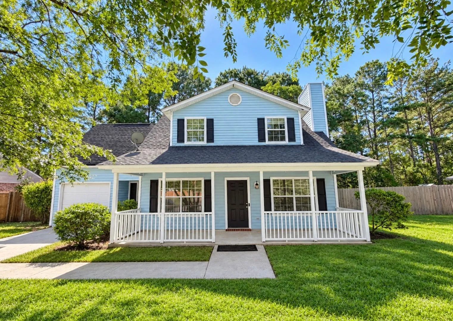 New Richmond Hill Rental — Photo 1