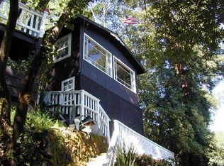 220 Scenic Rd, Fairfax, CA 94930