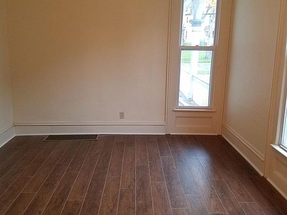 3rd image of 53 E Main St