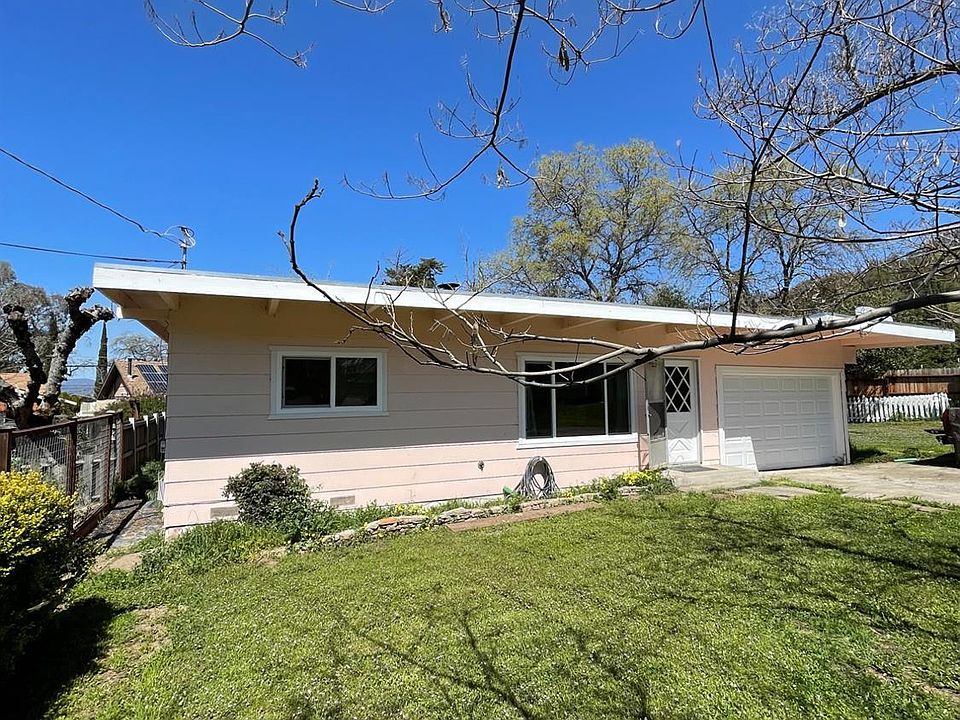 1st image of 6956 Plaza Ct