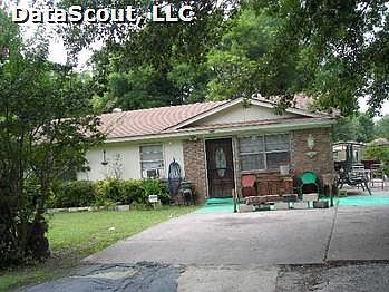1st image of 3105 W 15th Ave