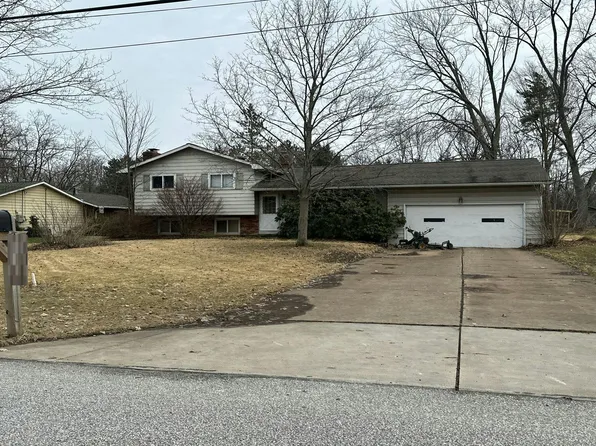 7421 Demshar Dr, Mentor, OH 44060