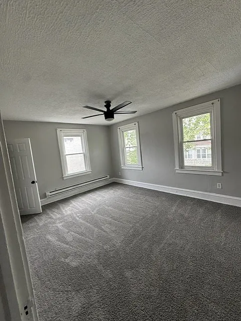 Building Photo - 409 Kerper St #409B